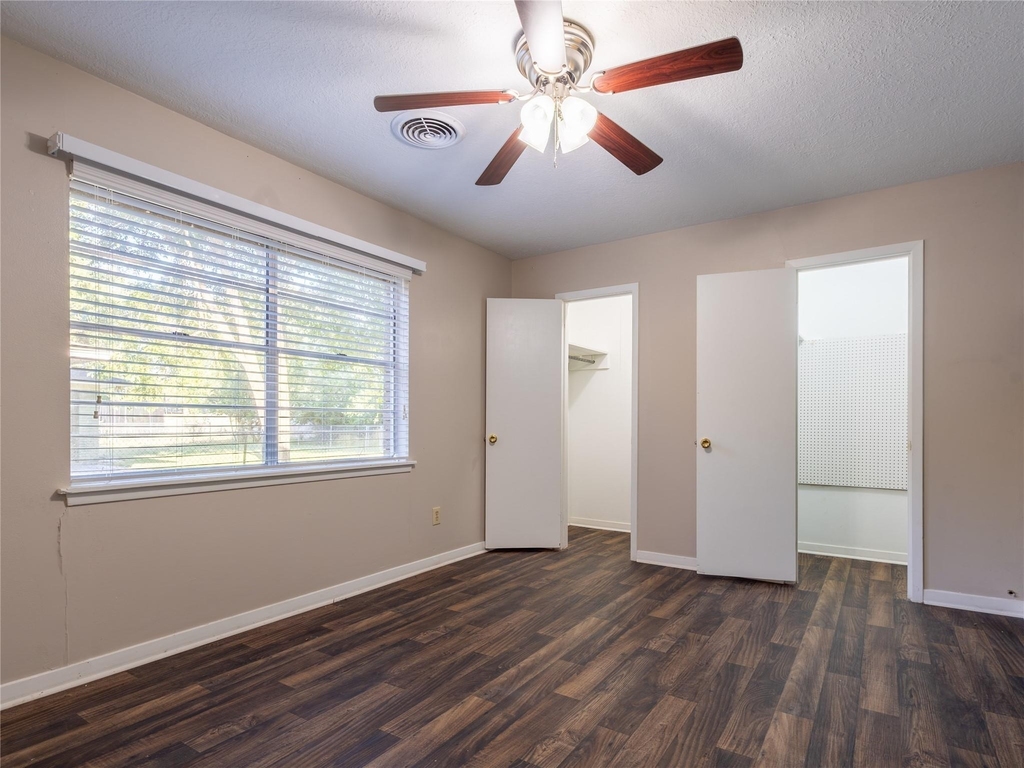 2728 Encino - Photo 15