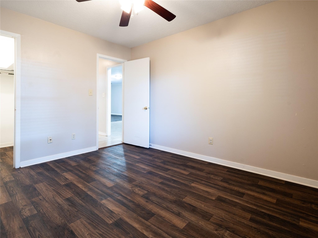 2728 Encino - Photo 10