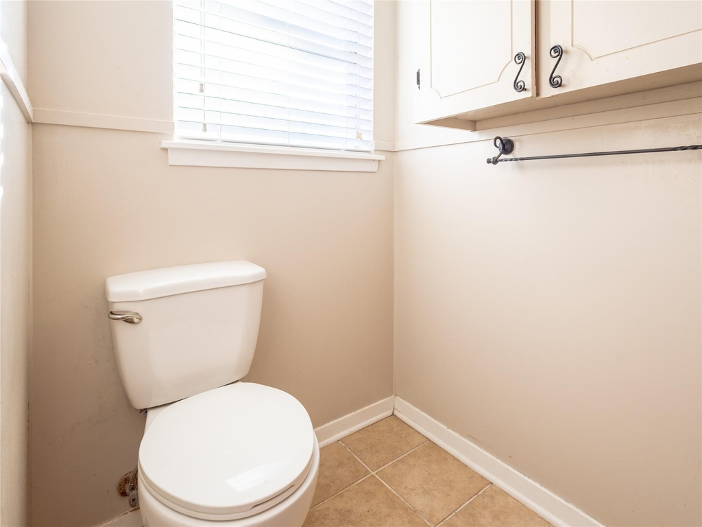 2728 Encino - Photo 27