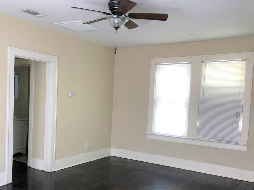 714 N 1st Street - Photo 3