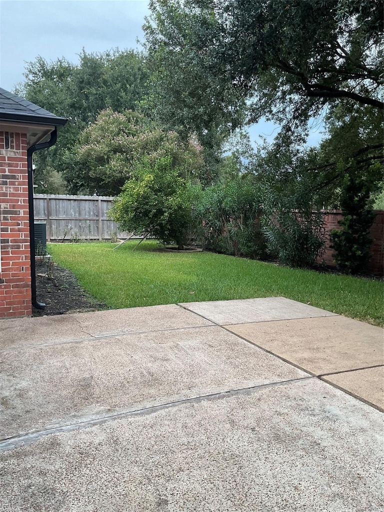 12110 Shadowpoint Drive - Photo 38