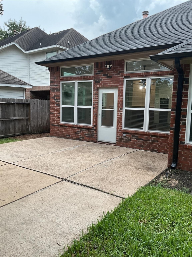 12110 Shadowpoint Drive - Photo 40