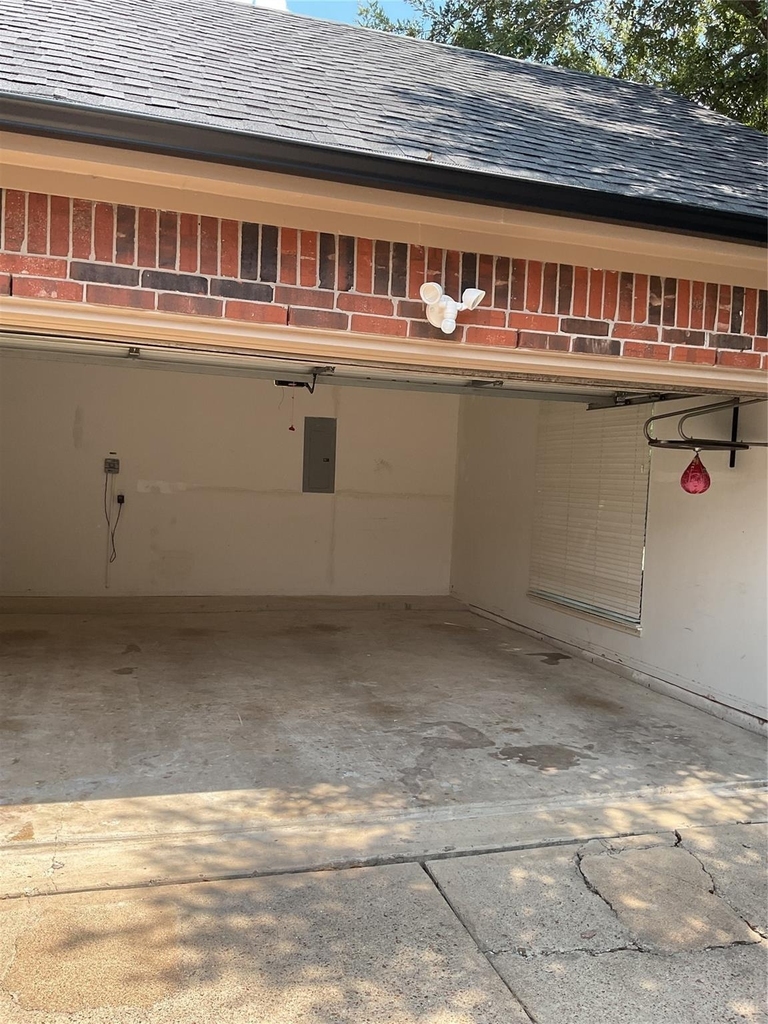 12110 Shadowpoint Drive - Photo 7