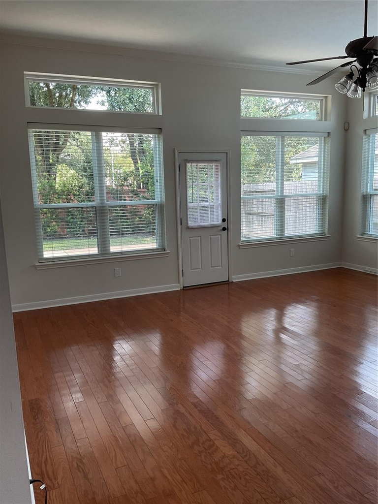 12110 Shadowpoint Drive - Photo 9