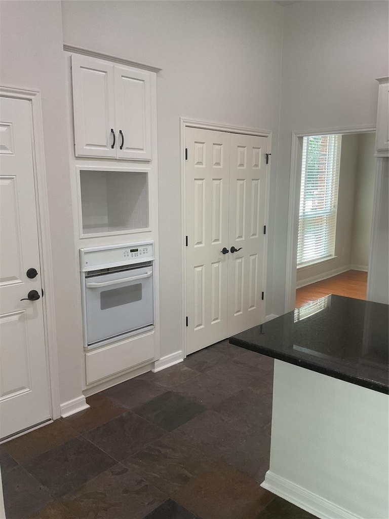 12110 Shadowpoint Drive - Photo 14