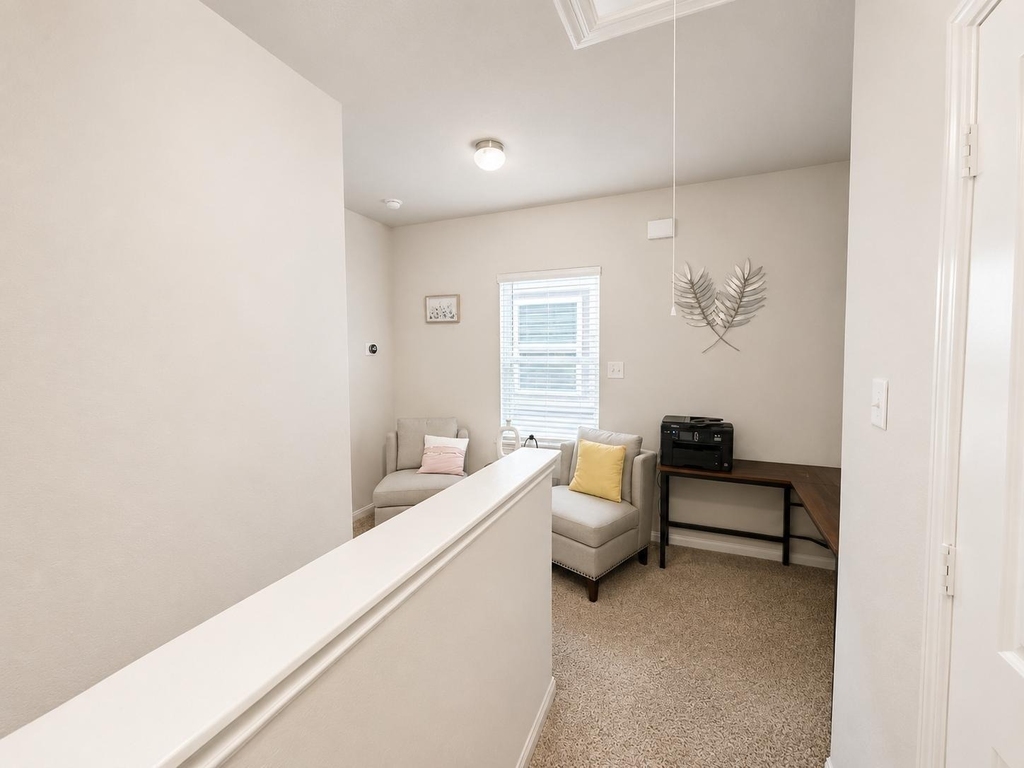 3910 Deledda Drive - Photo 6