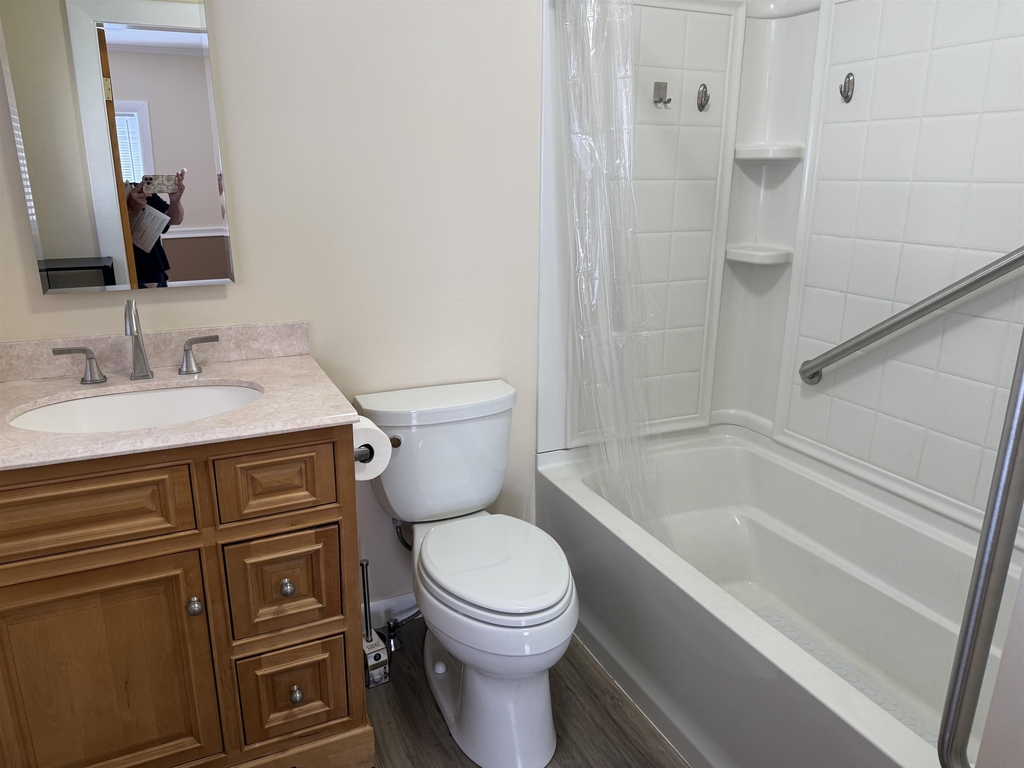 243 S Main - Photo 17
