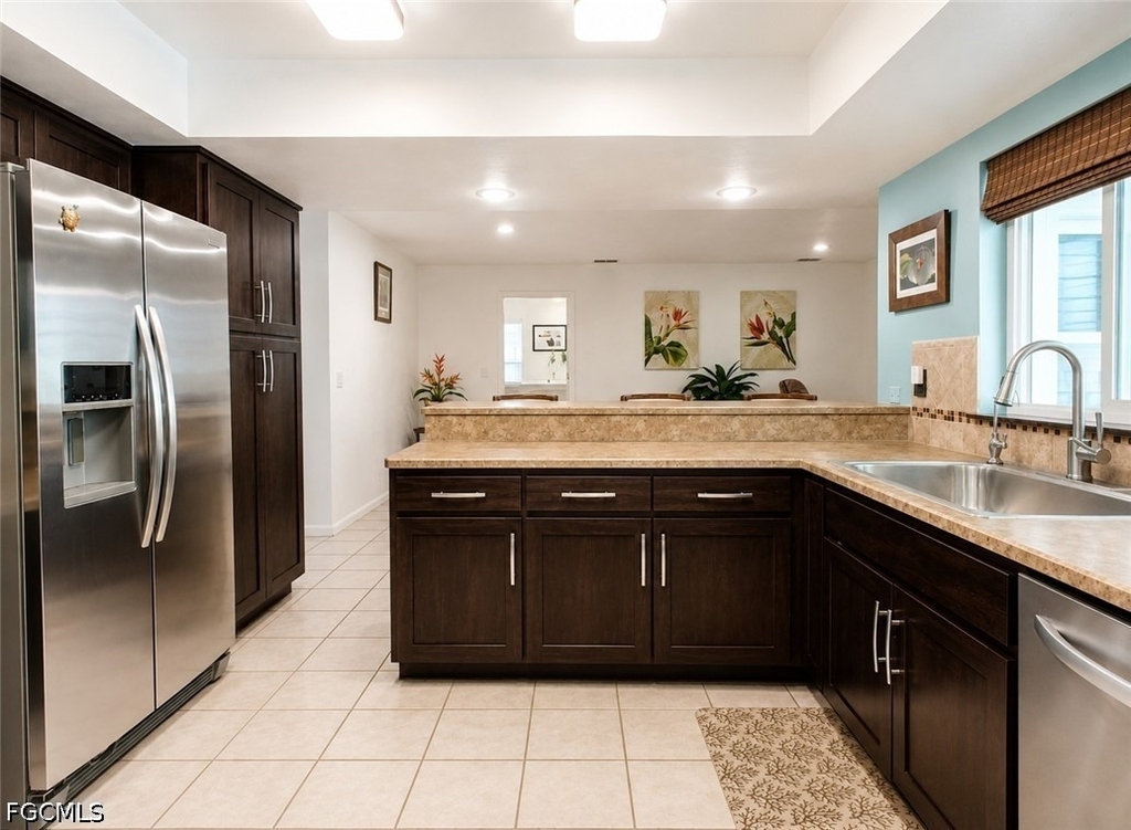1709 Se 44th Street - Photo 8