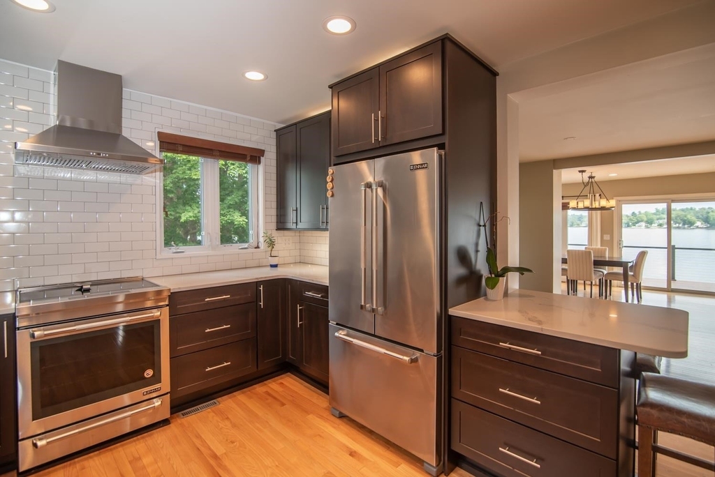 53 W Shore - Photo 2