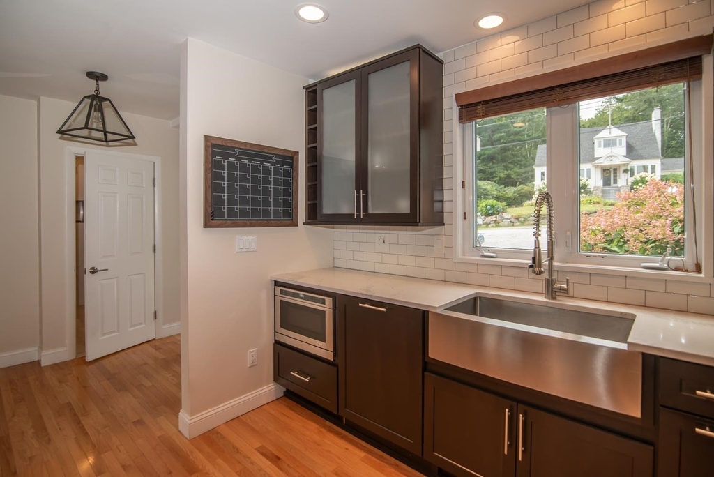 53 W Shore - Photo 4