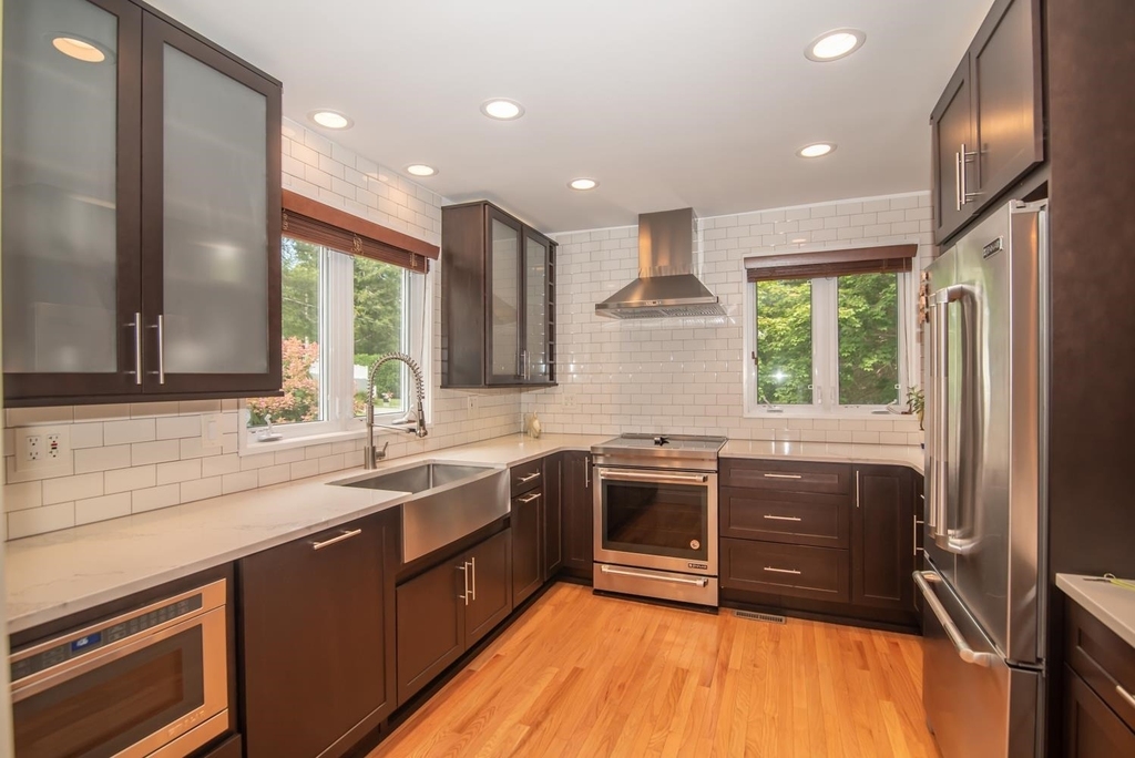53 W Shore - Photo 3