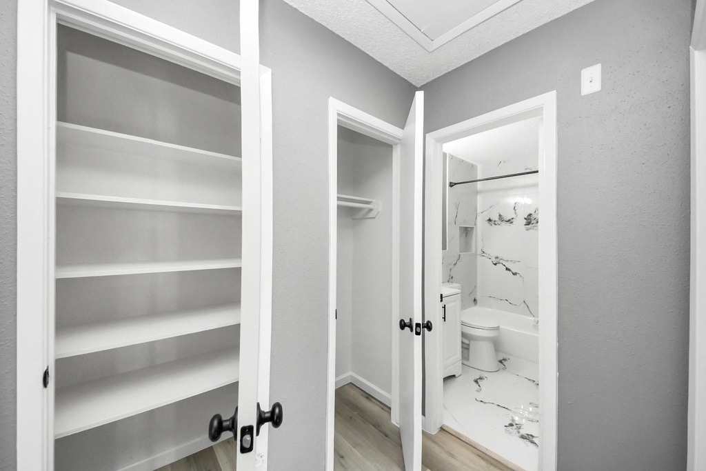 6281 Ludington Drive - Photo 22