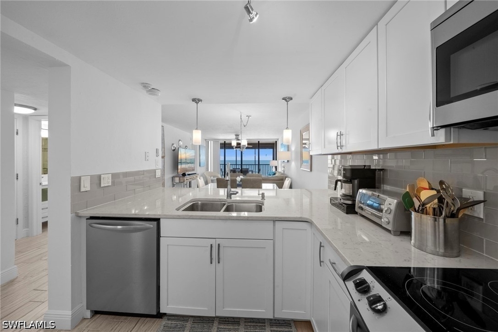6400 Estero Boulevard - Photo 8
