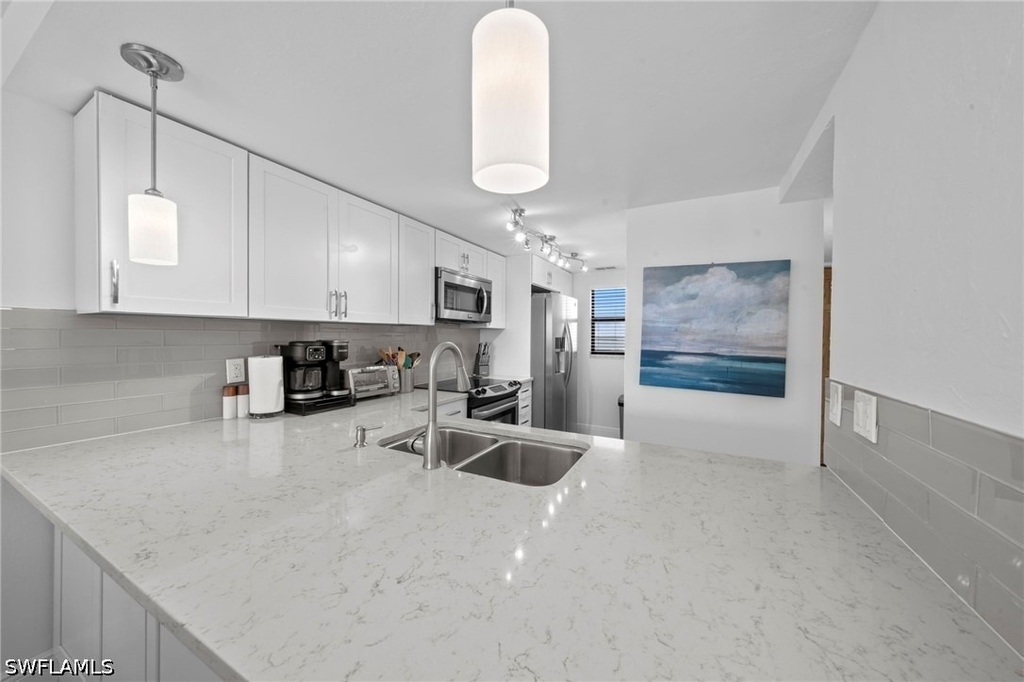 6400 Estero Boulevard - Photo 10