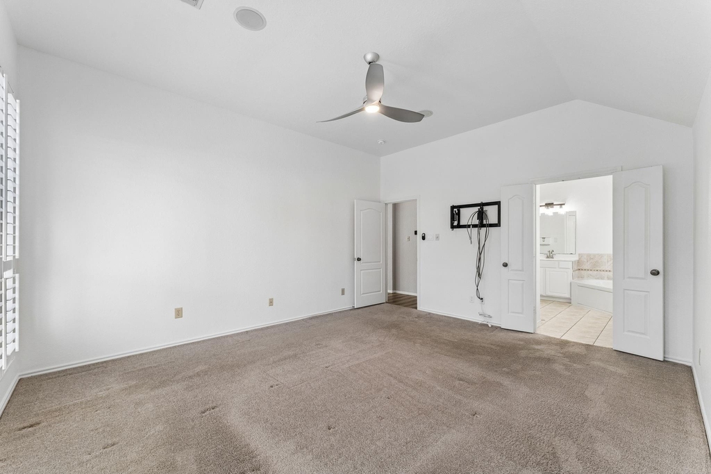 28510 Rustic Pines Court - Photo 10
