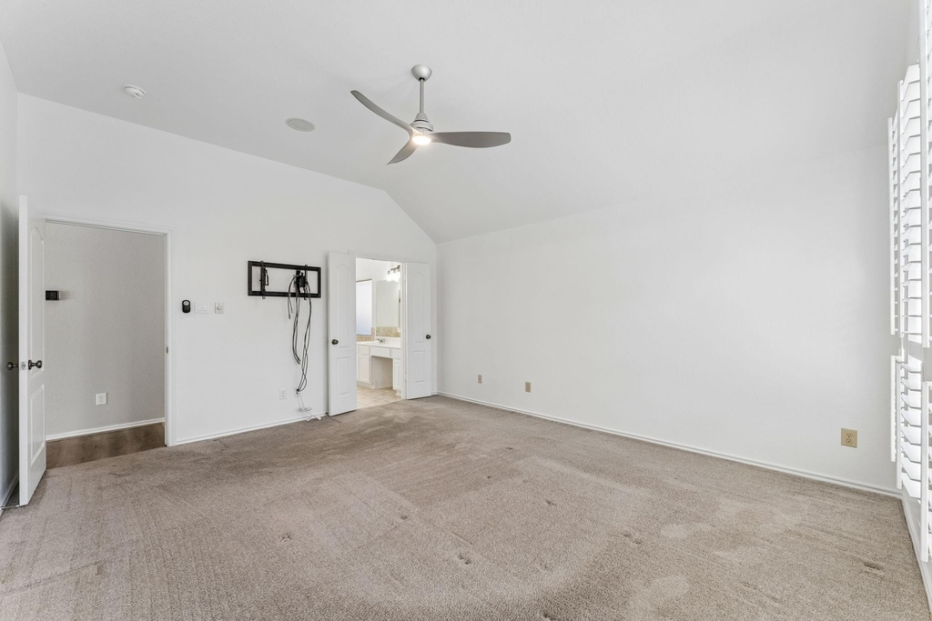 28510 Rustic Pines Court - Photo 9