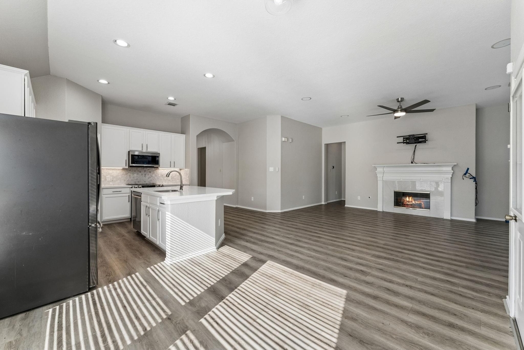 28510 Rustic Pines Court - Photo 8