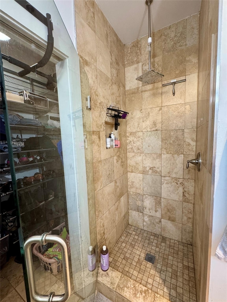 612 E 29th Street - Photo 11
