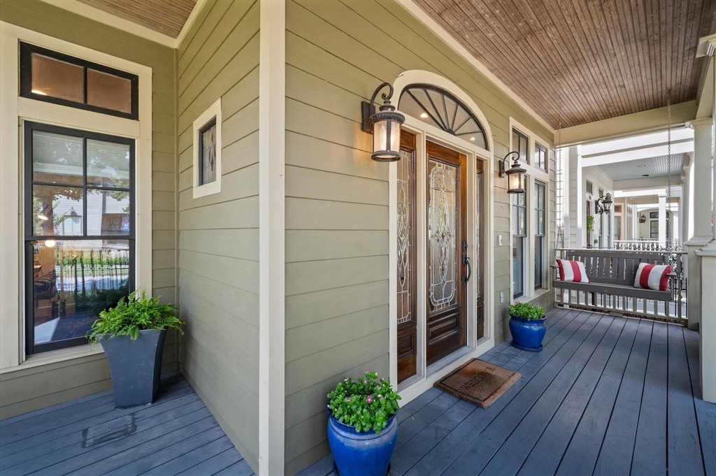 501 Columbia Street - Photo 3