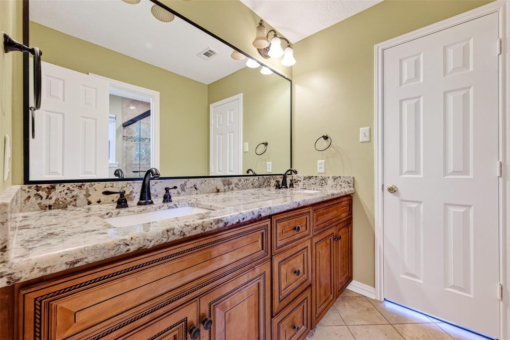 2706 Blue Wind Court - Photo 26