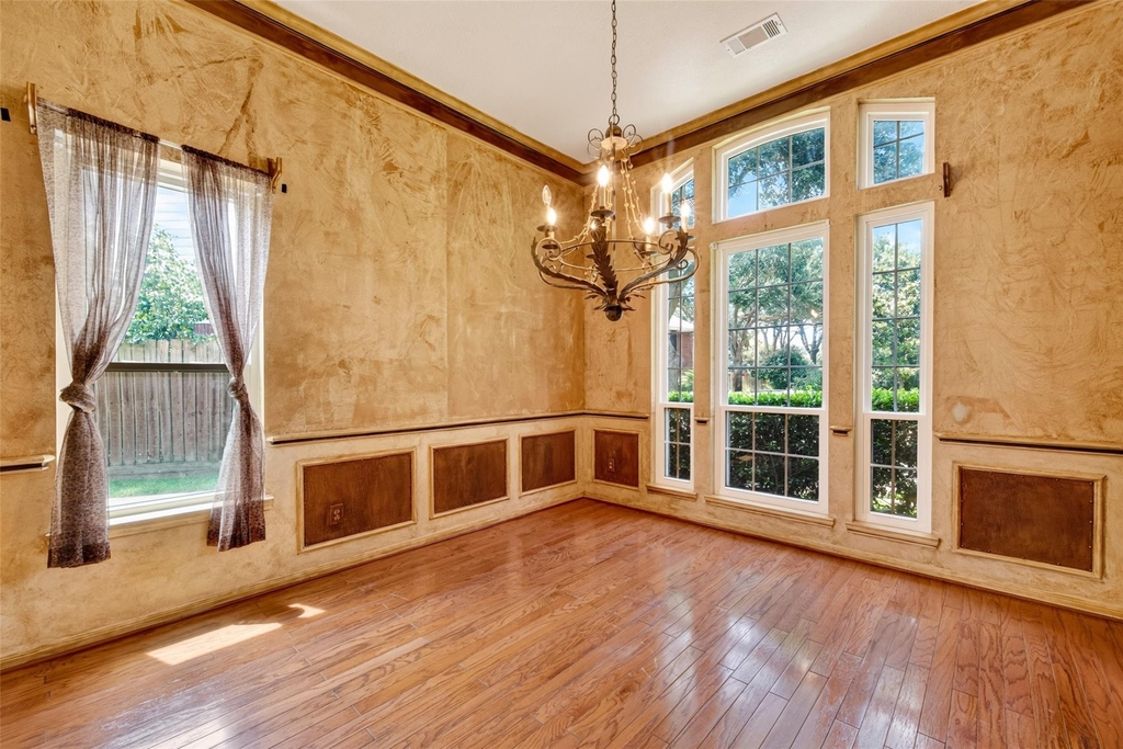 2706 Blue Wind Court - Photo 10