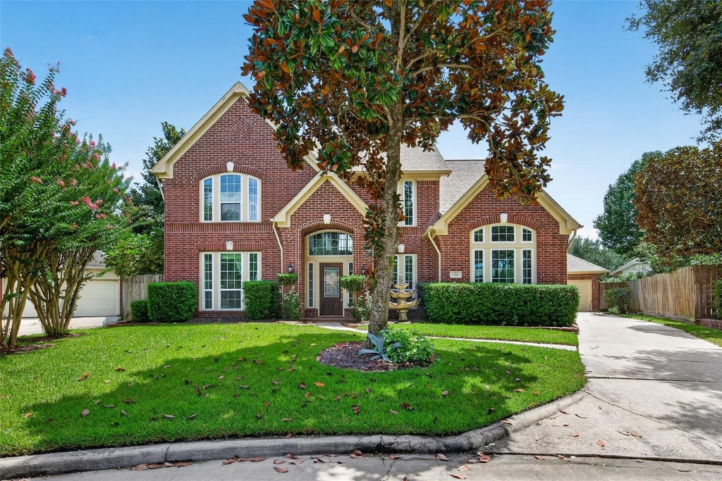 2706 Blue Wind Court - Photo 0