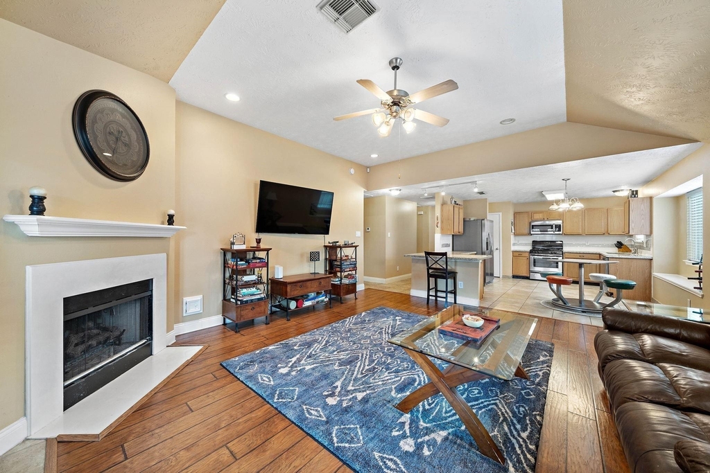 18223 Lundar Lane - Photo 3