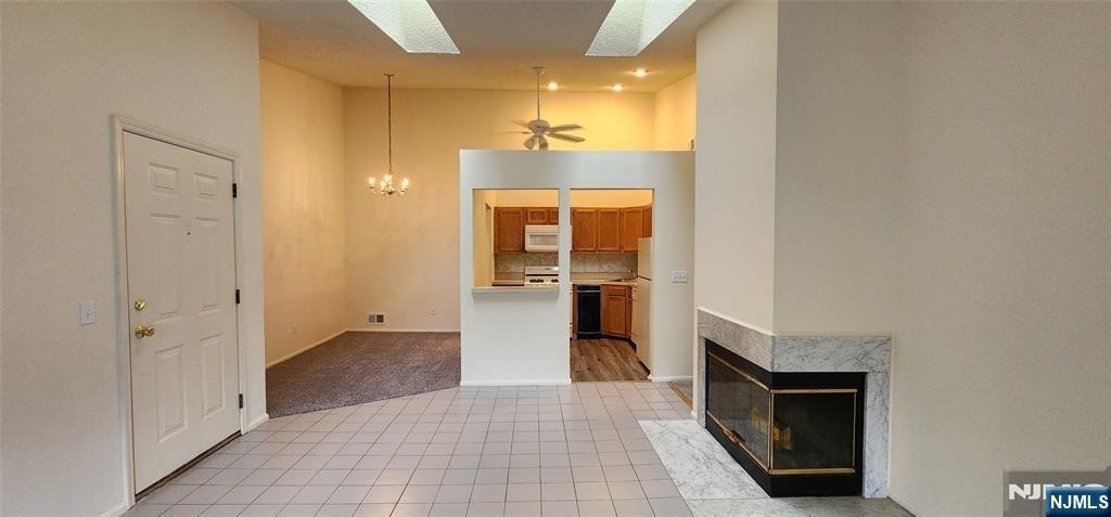 1265 Mulberry - Photo 8
