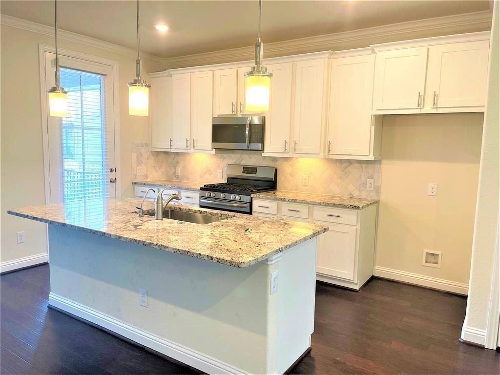 1403 Adell Rose Lane - Photo 5