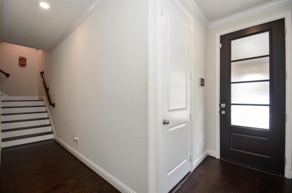 1403 Adell Rose Lane - Photo 3