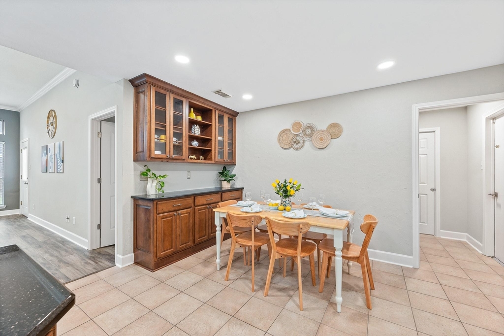 1937 Prairie Creek Drive - Photo 9