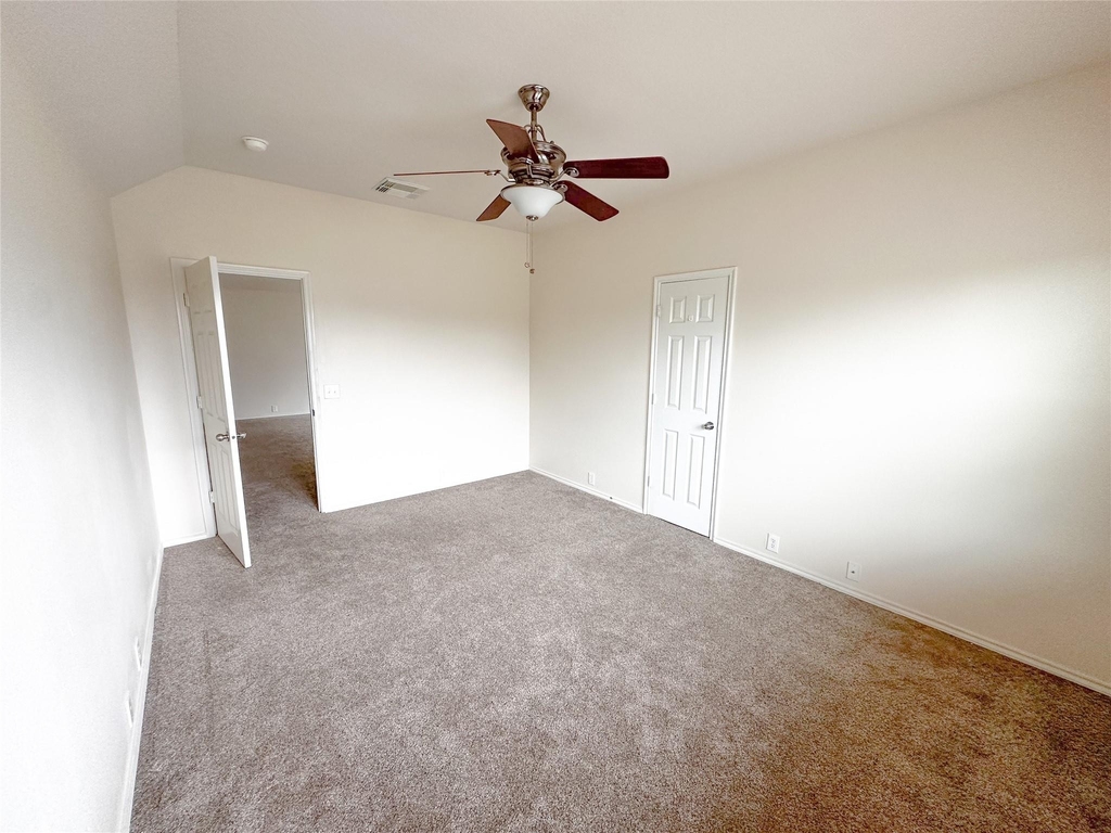 3054 Orchard Vale Drive - Photo 11