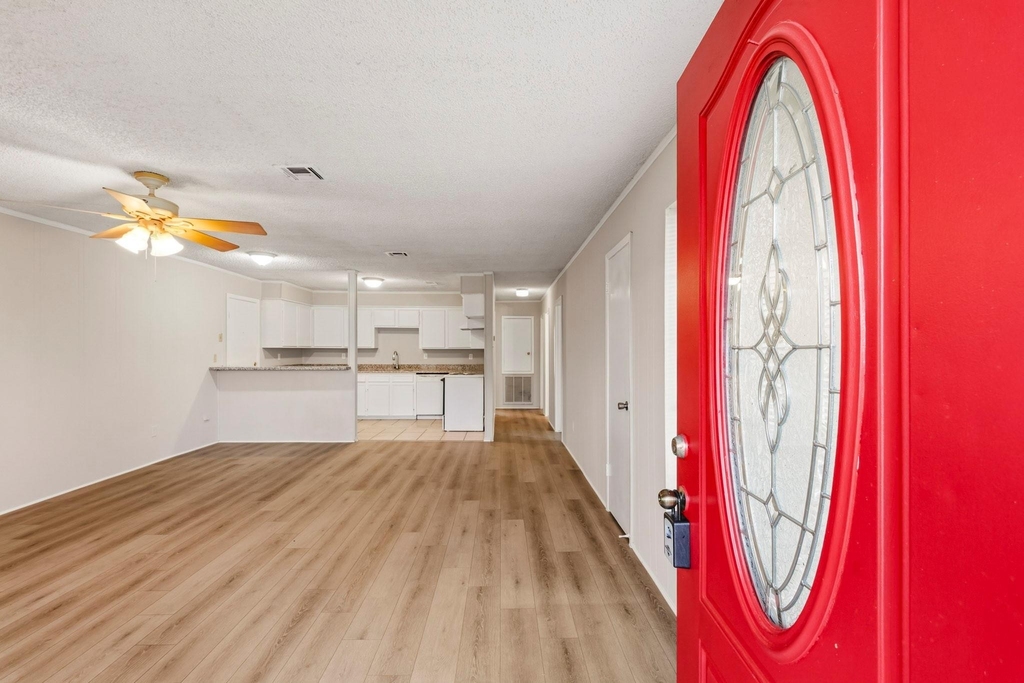 3809 Wood Sorrel Drive - Photo 2