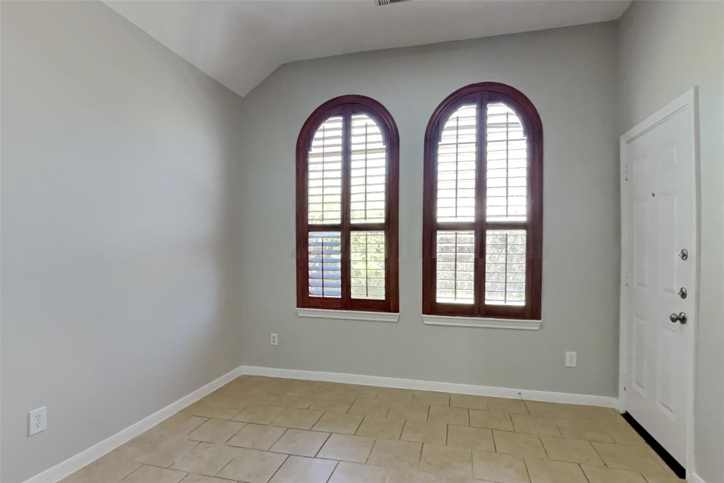 20743 Oakhurst Park Drive - Photo 5