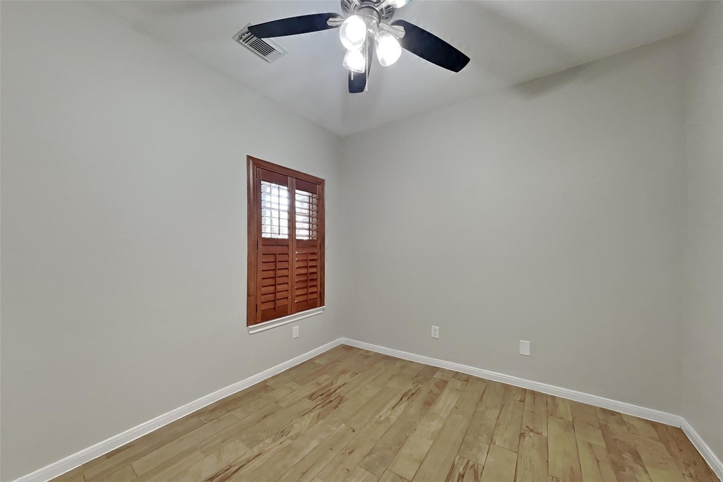 20743 Oakhurst Park Drive - Photo 16
