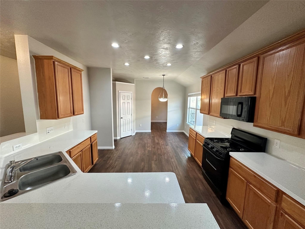 19011 Spring Meadows Lane - Photo 15