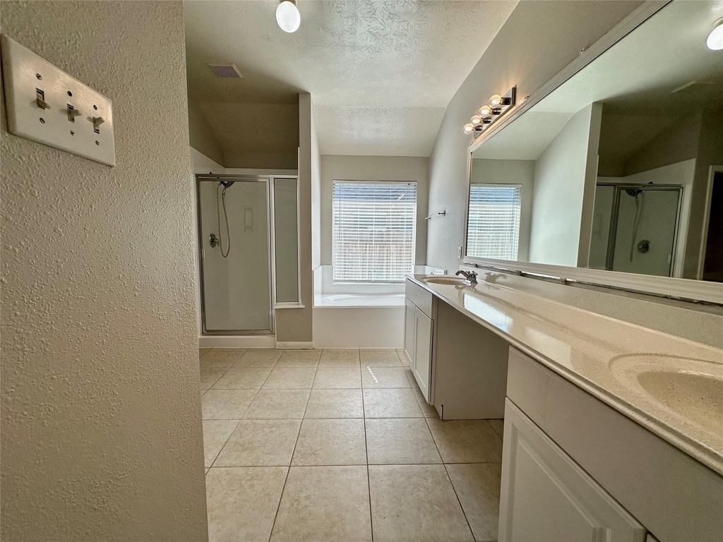 19011 Spring Meadows Lane - Photo 26