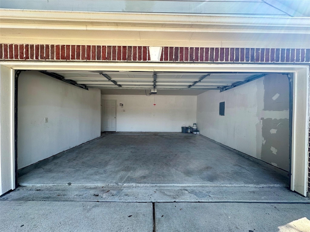 19011 Spring Meadows Lane - Photo 34
