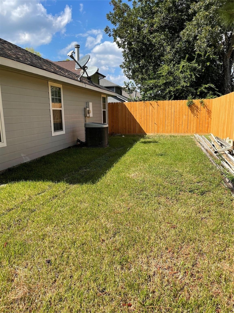 9415 Westacre Place - Photo 30