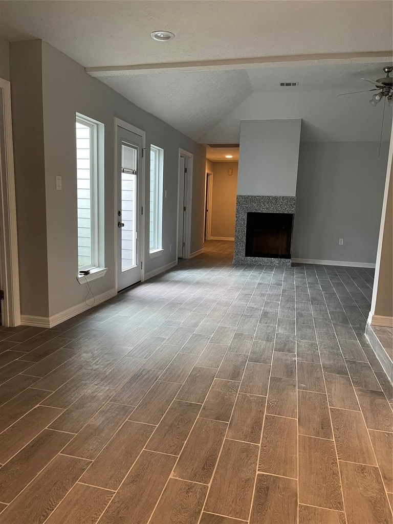 9415 Westacre Place - Photo 6