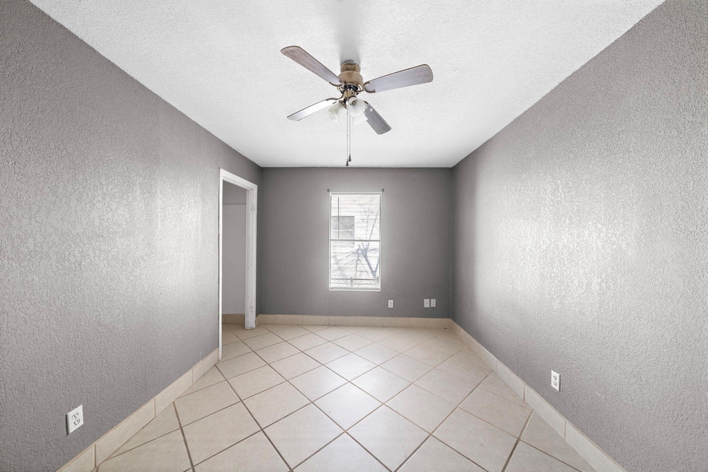 128 Kress Street - Photo 4