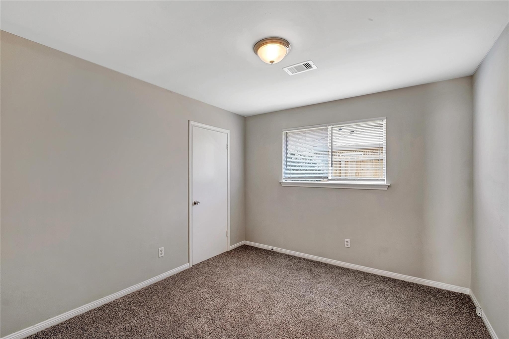 11862 S Evelyn Circle - Photo 7