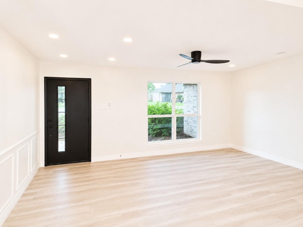 1815 Brumbelow Street - Photo 3