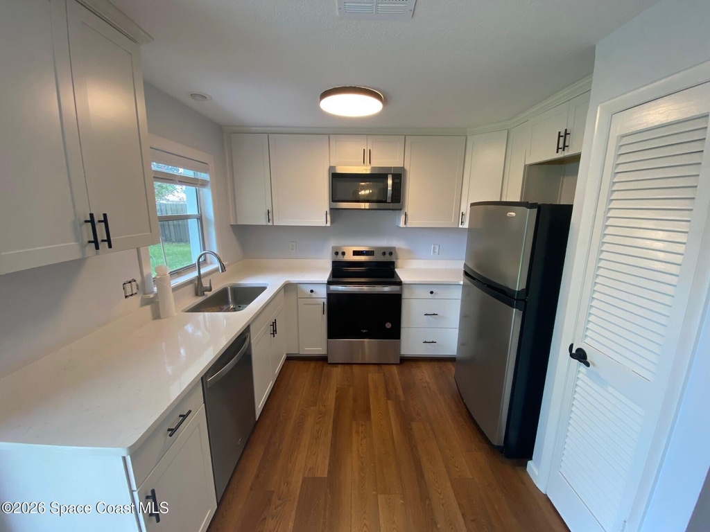 3247 Galleon Avenue Ne - Photo 5