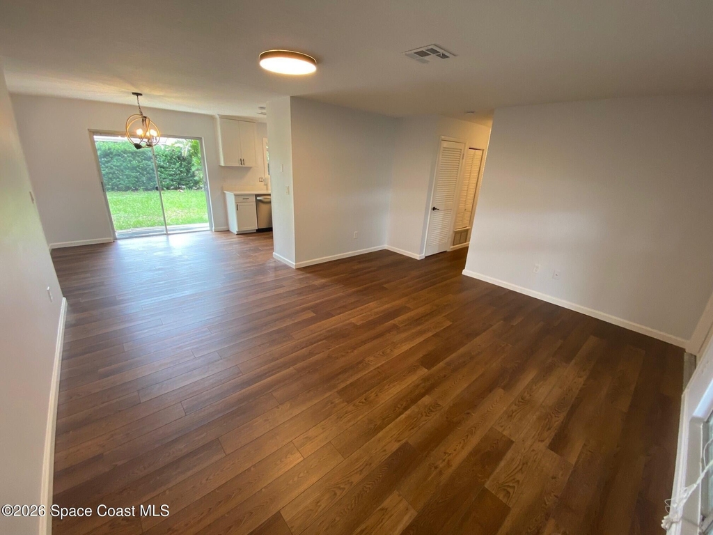 3247 Galleon Avenue Ne - Photo 4