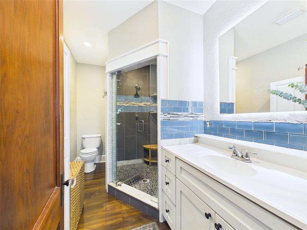 616 15th Street N - Photo 17