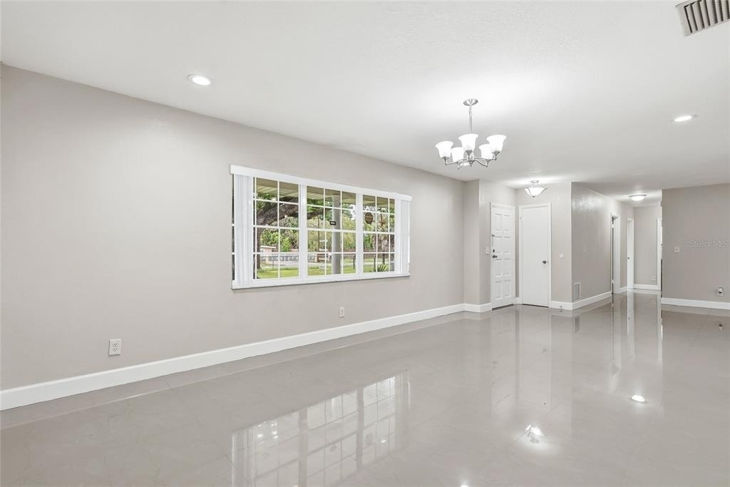 8808 W Broad Street - Photo 3