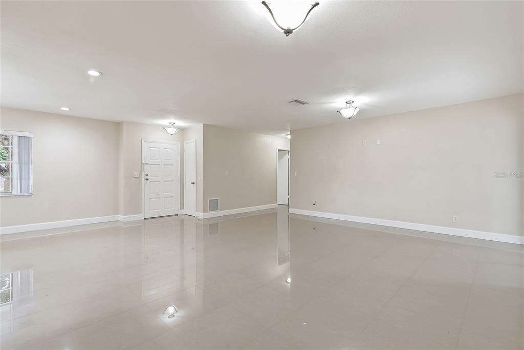 8808 W Broad Street - Photo 7
