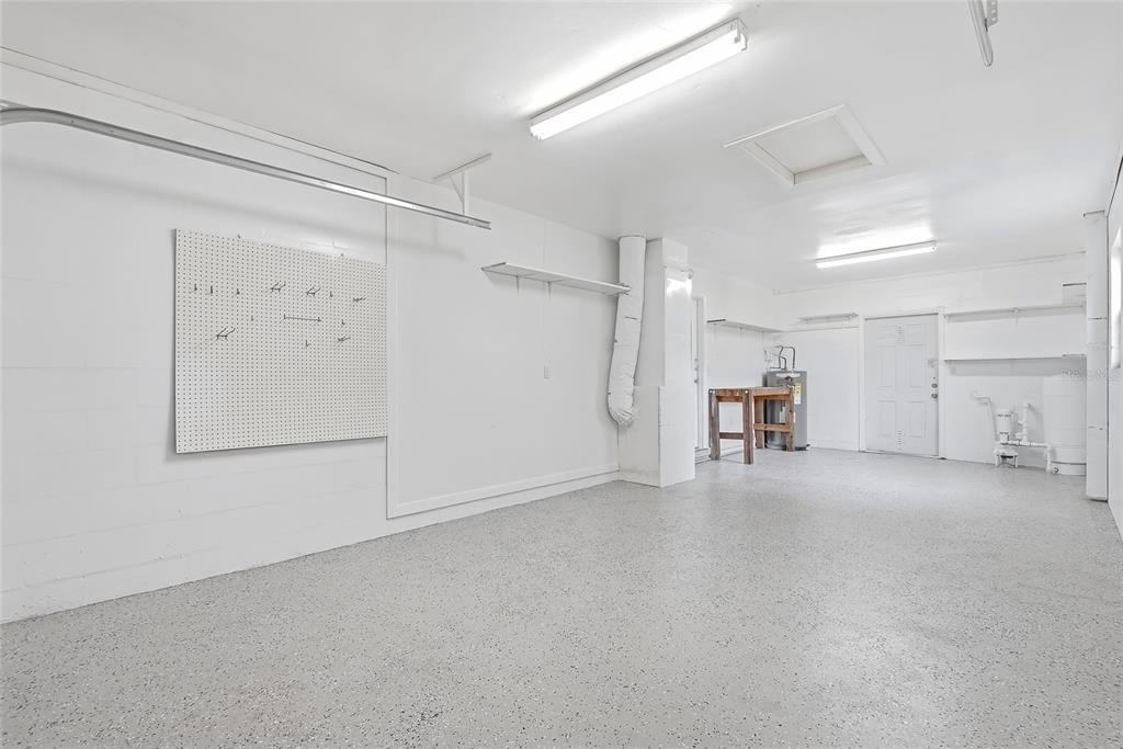 8808 W Broad Street - Photo 17