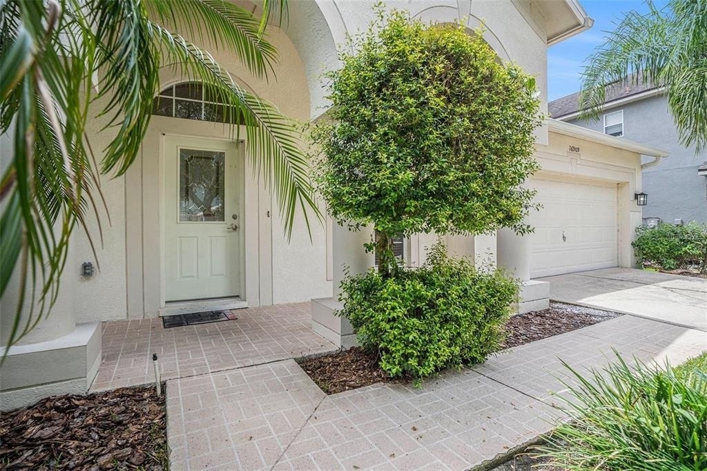 16909 Falconridge Road - Photo 2